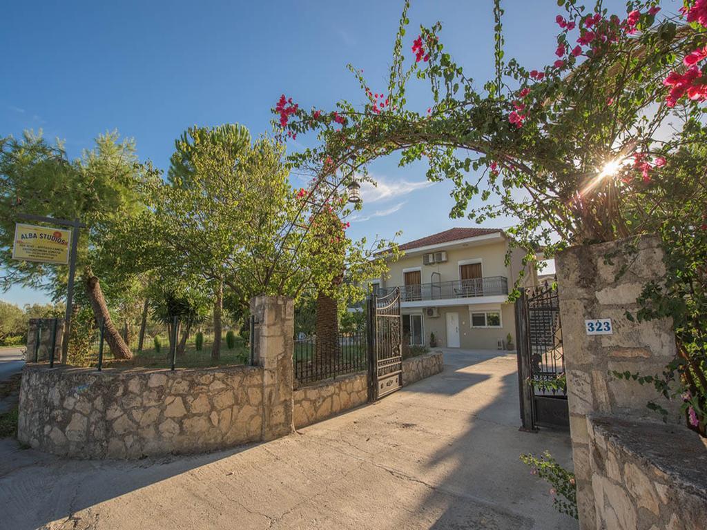 Alba Boutique Apartments Лаганас Экстерьер фото